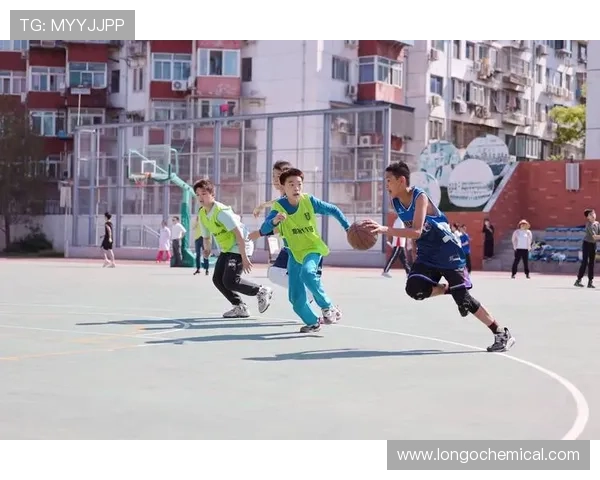 K8体育携手知名品牌推动青少年体育教育全面升级